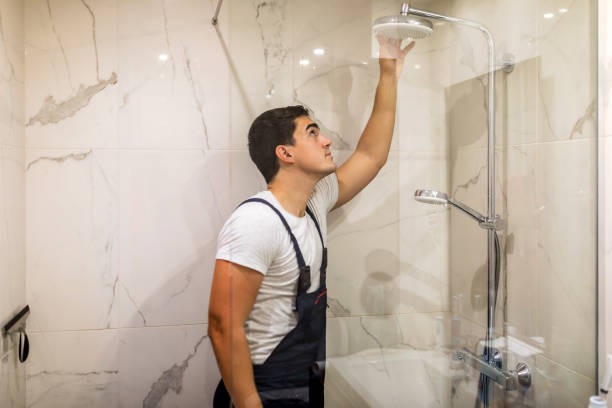 Distance Between the Cold and Hot Water Pipes of the Shower